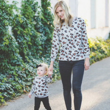 Load image into Gallery viewer, Mommy And Me Leopard Print Matching Sweatshirts