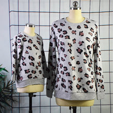 Load image into Gallery viewer, Mommy And Me Leopard Print Matching Sweatshirts